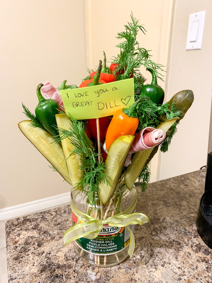 How to make a pickle bouquet for valentine's day